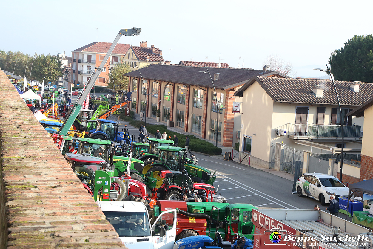 VBS_4108 - Fiera Nazionale del Tartufo Bianco 2024.jpg